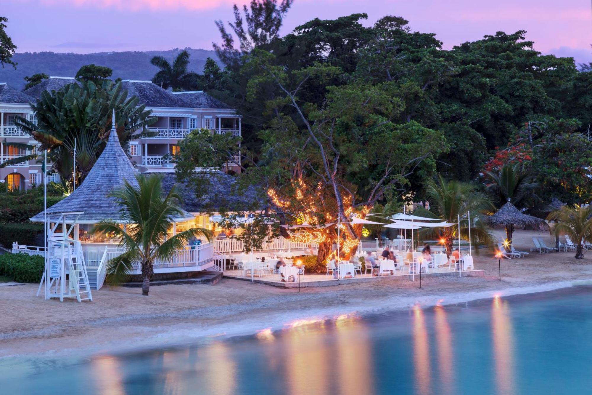 Hotel Couples Sans Souci à Ocho Ríos Extérieur photo